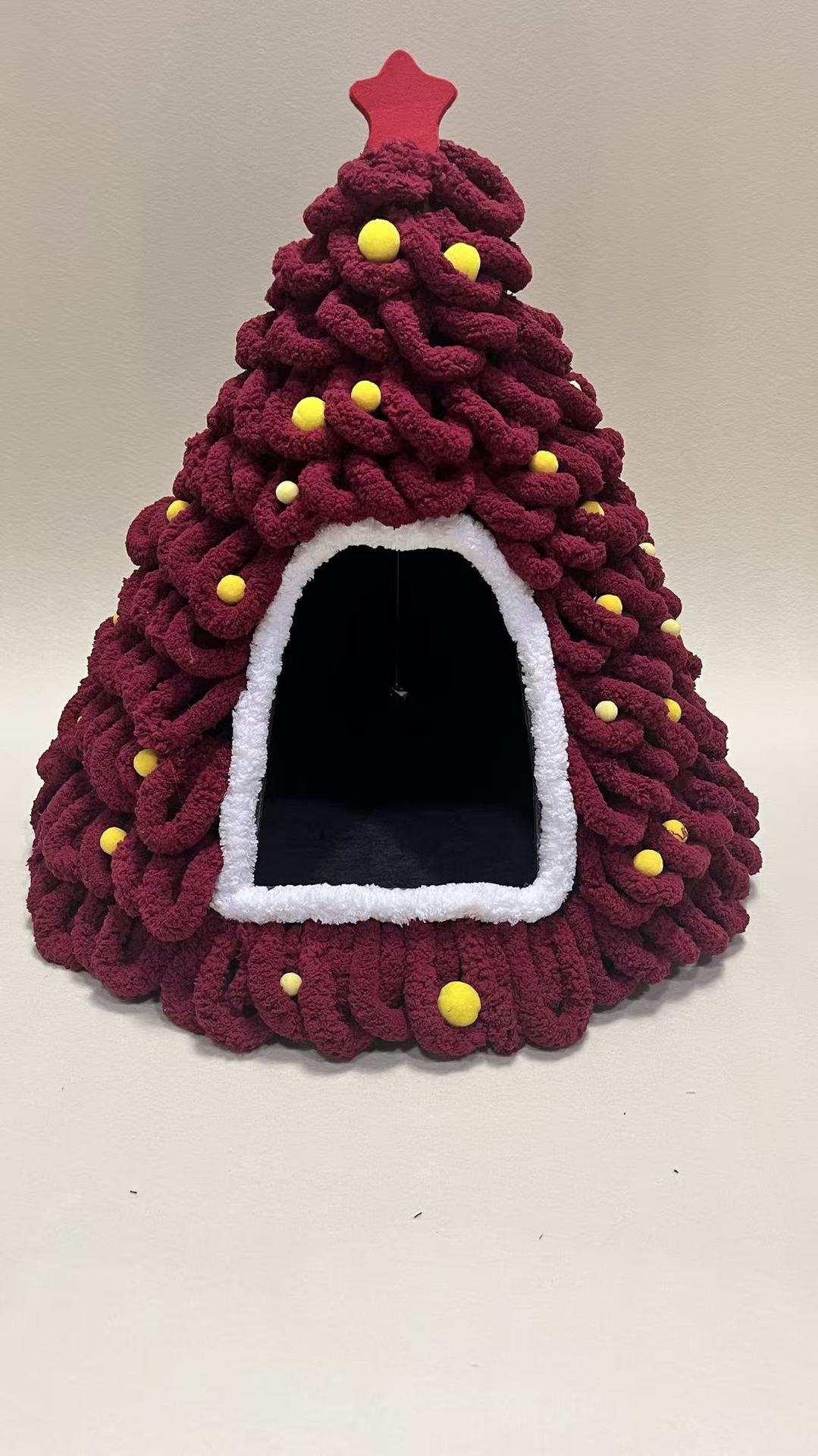 Felt Tapered Cat Nest Christmas Tree Design