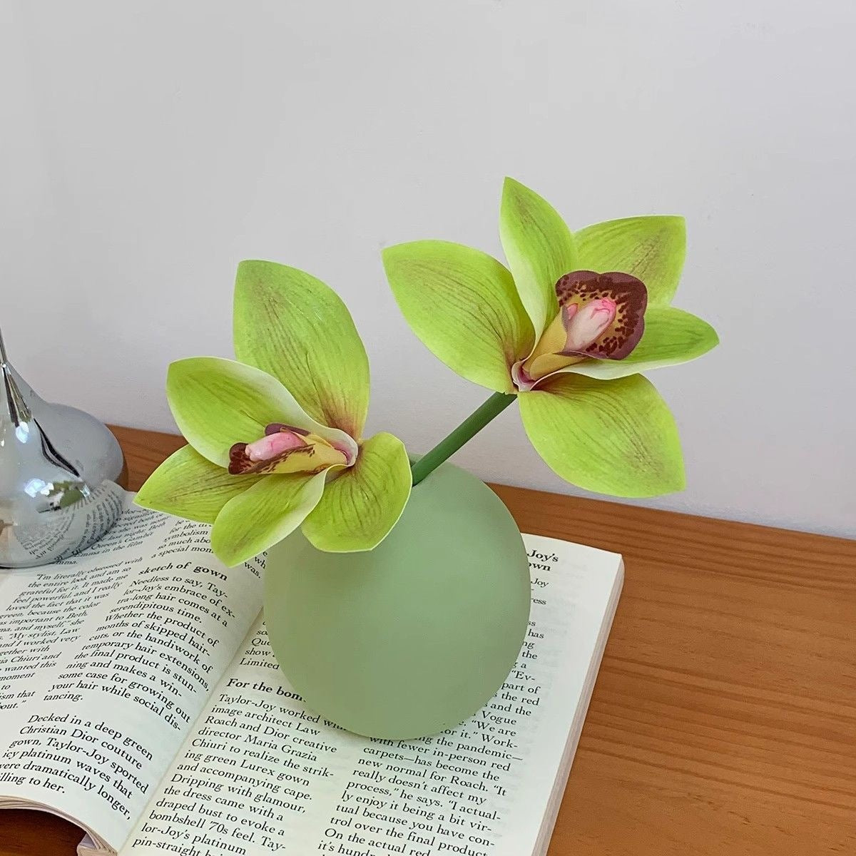 Artificial Orchid Ceramic Vase Decoration