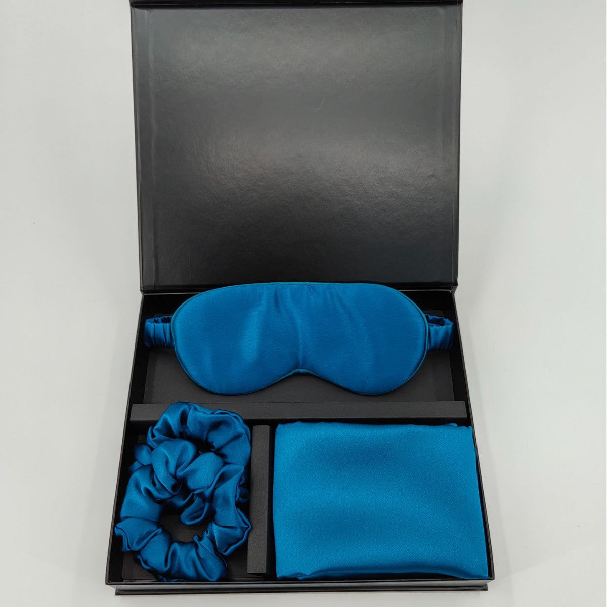 Silk pillowcase, eye mask, hair band