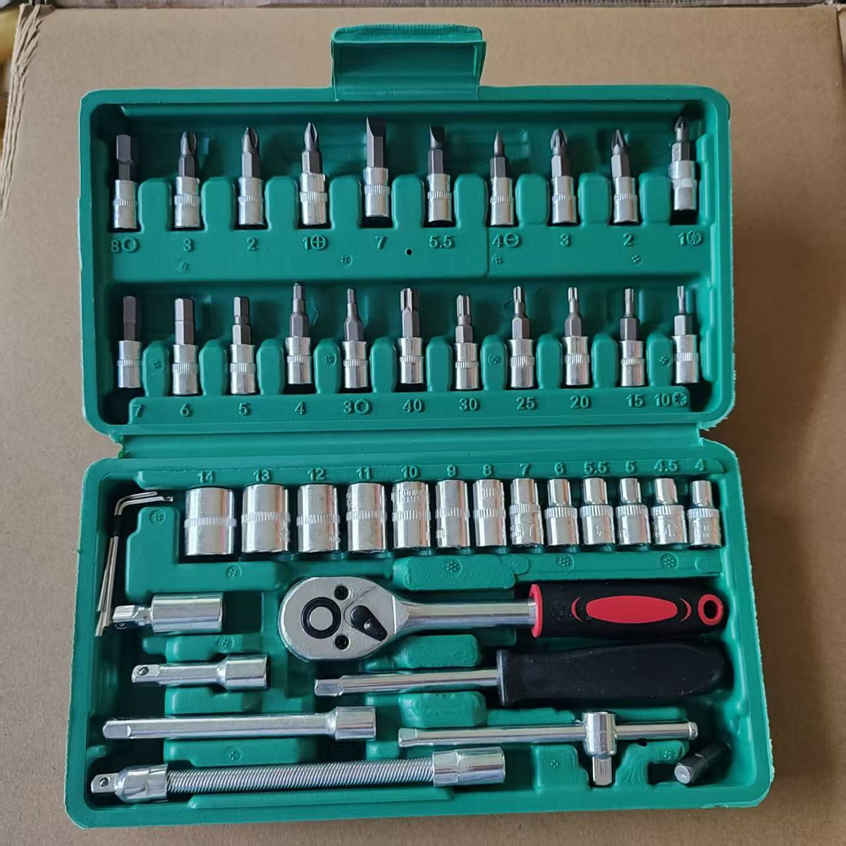 Socket Tool Set with Ratchet Wrench
