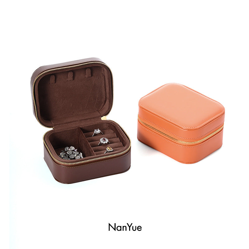 Portable PU Leather Zipper Jewelry Storage Box