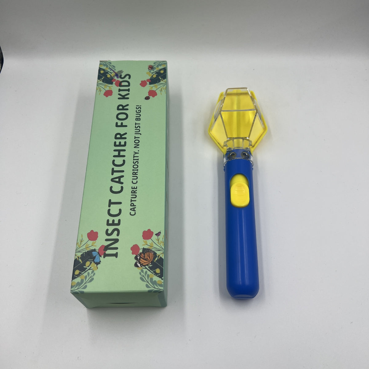 Childrens Insect Observation Box with Magnifier