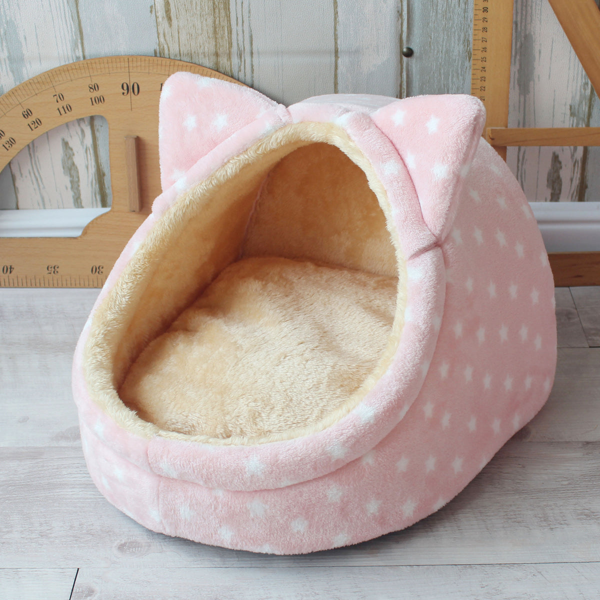 Dog kennel cat kennel house