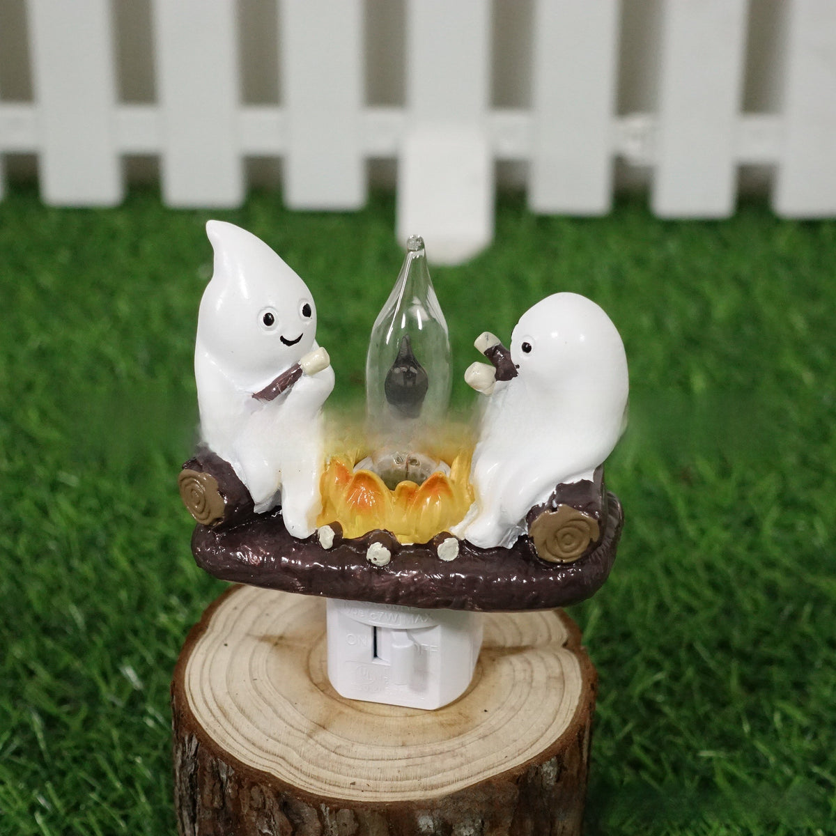 Ghost Socket Night Light