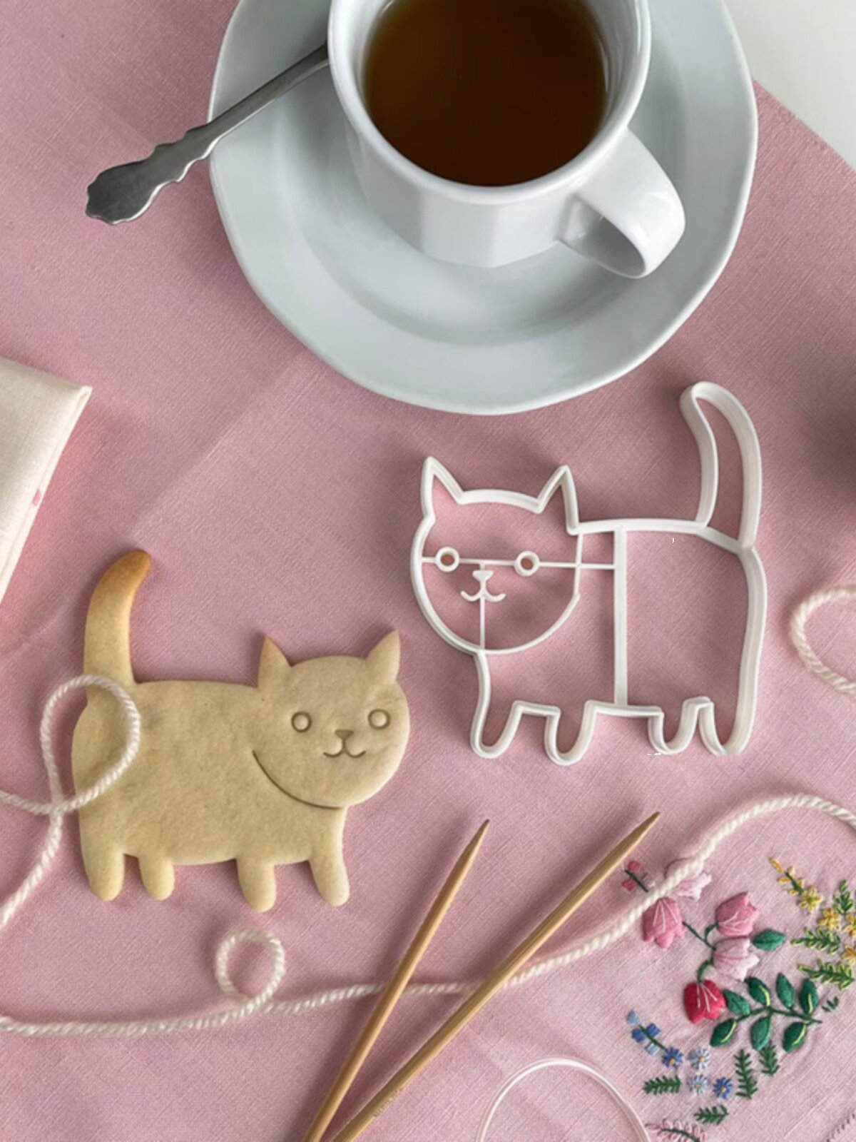 Cute Cat 3D Press Mold Food Grade for Biscuit Fondant Clay DIY