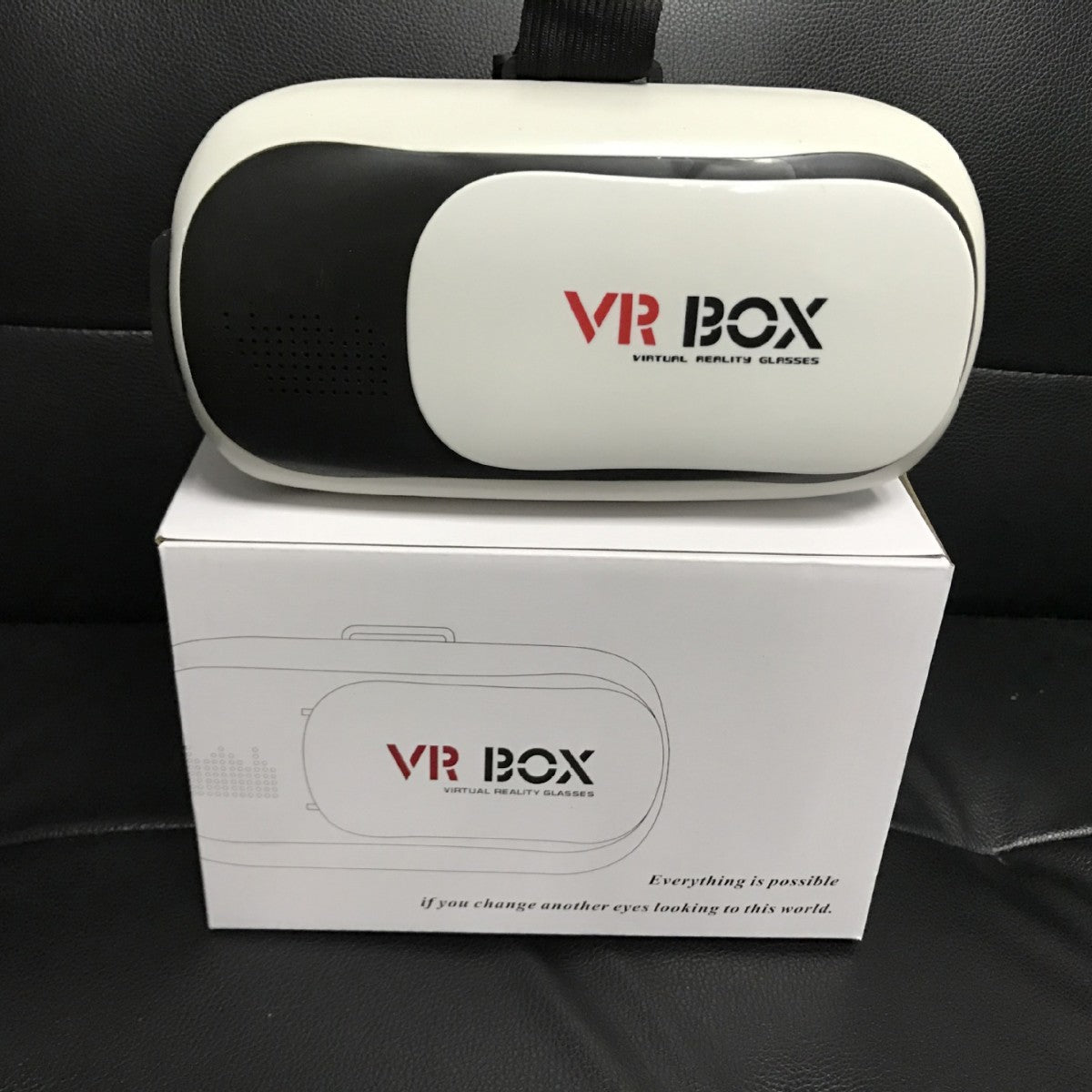 Adjustable VR Headset for Smartphones