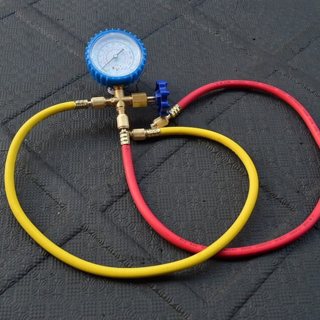 Refrigerant filling tool