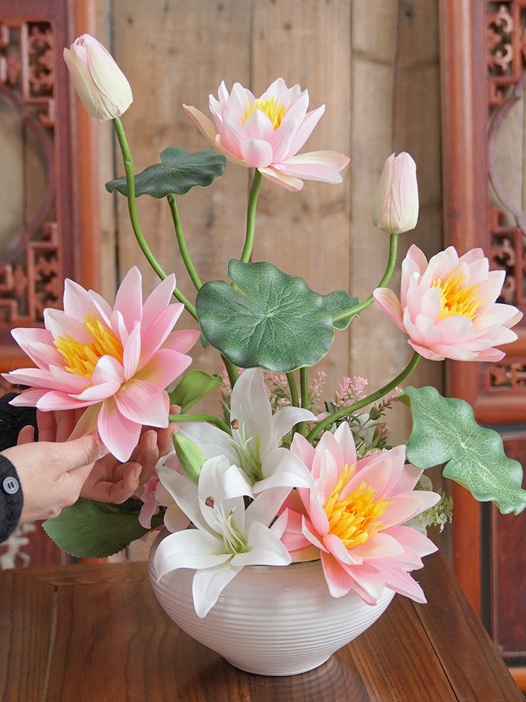 Artificial silk flowers
