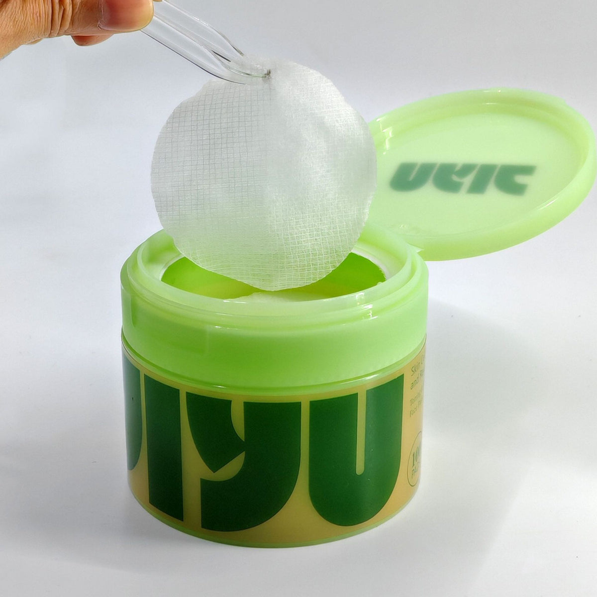 Hydrating Cotton Pads