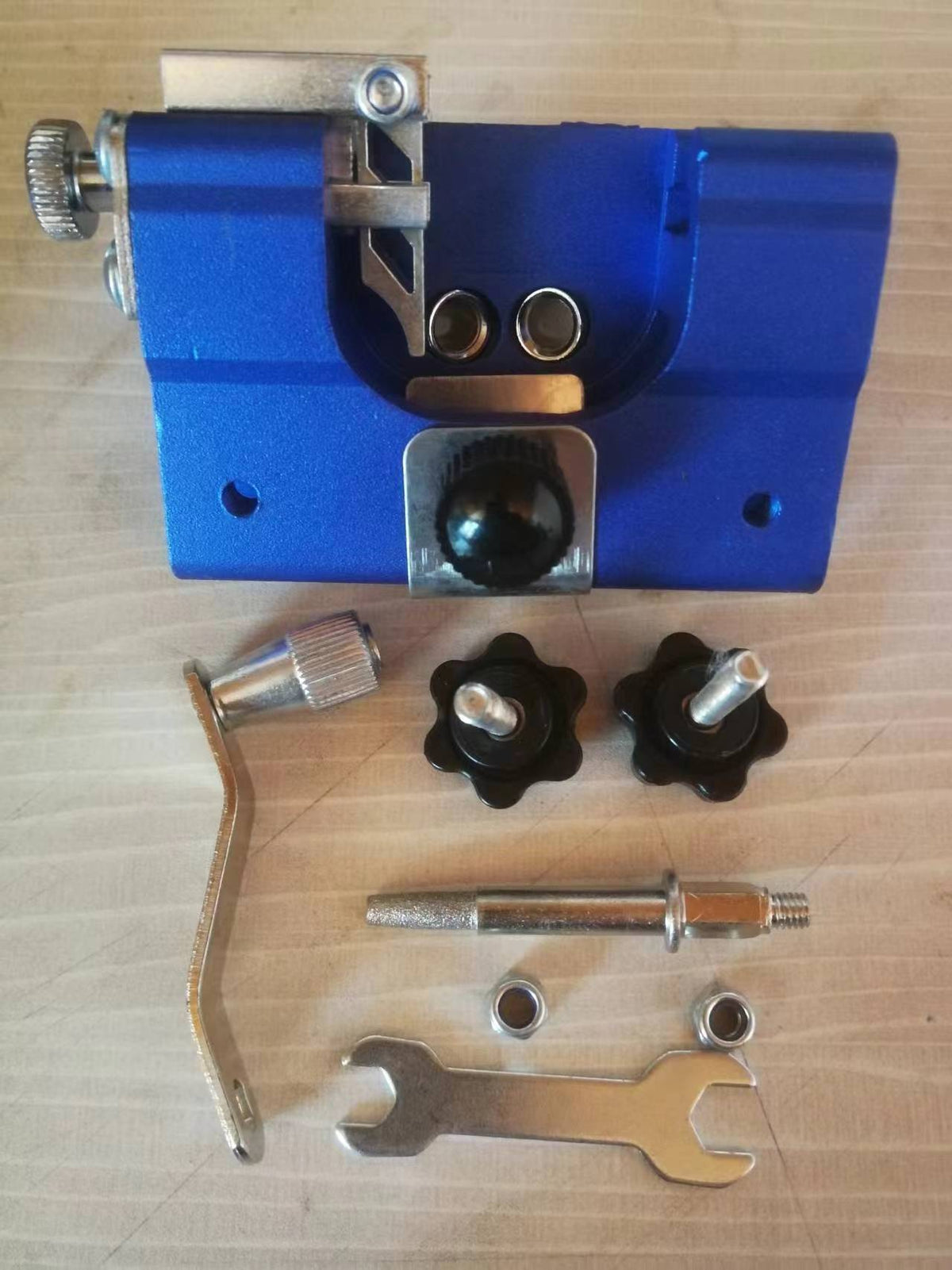 Portable Chain Saw Sharpener Tool