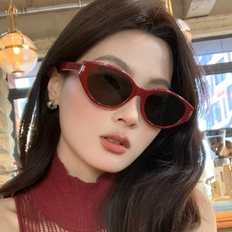 Retro small frame cat-eye folding sunglasses