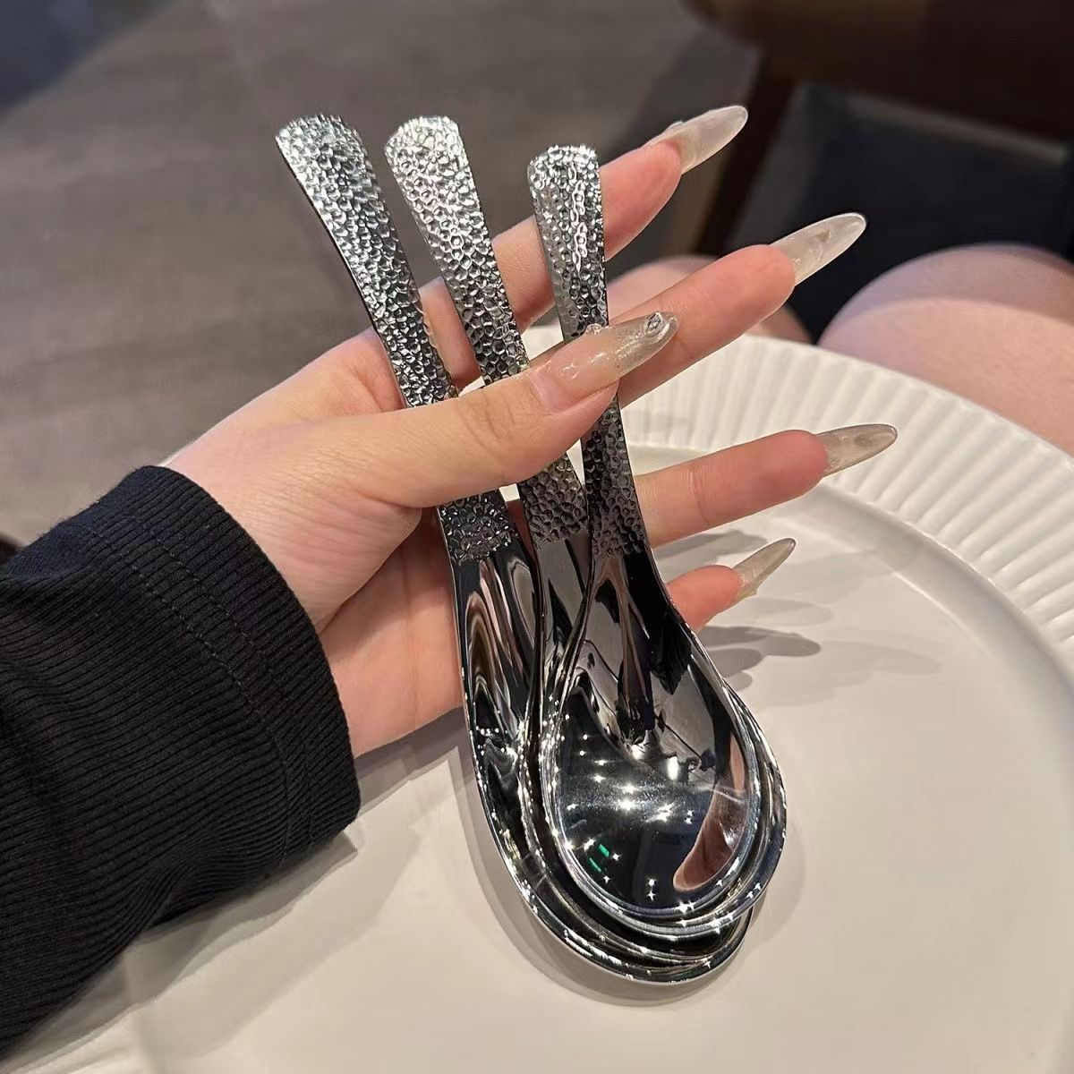 Stainless Steel Hammer Pattern Round Bottom Spoon