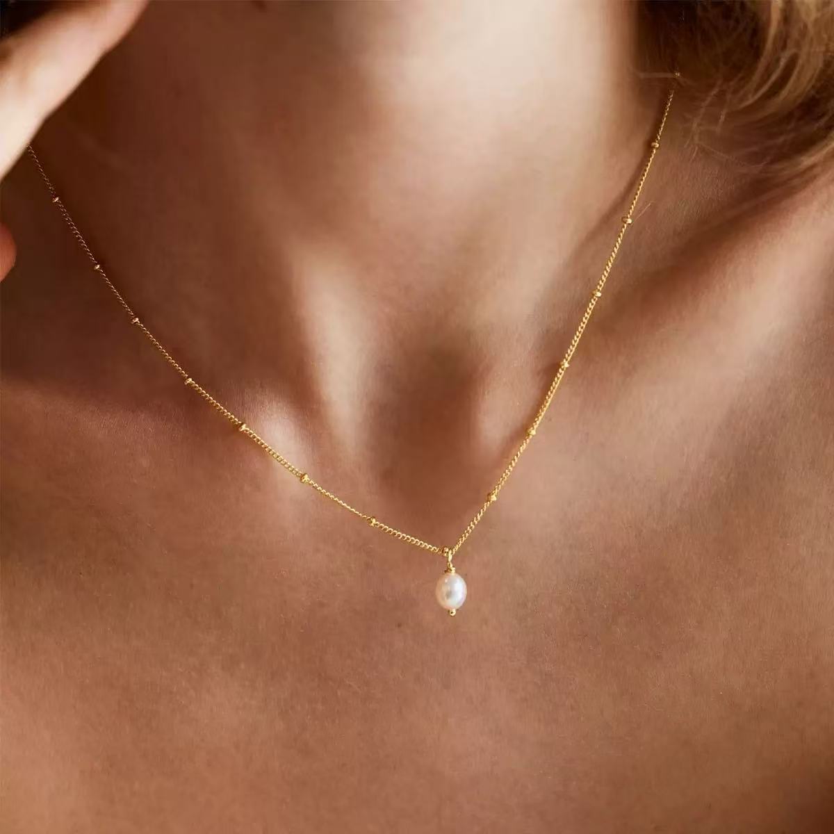 Freshwater Pearl Necklace with 925 Silver Chain